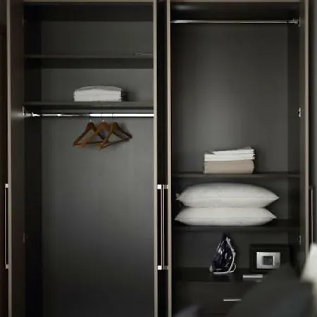 Fivos Luxury Apartment
