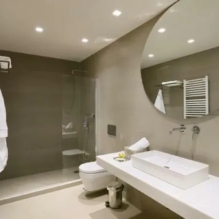 Fivos Luxury Apartment *
